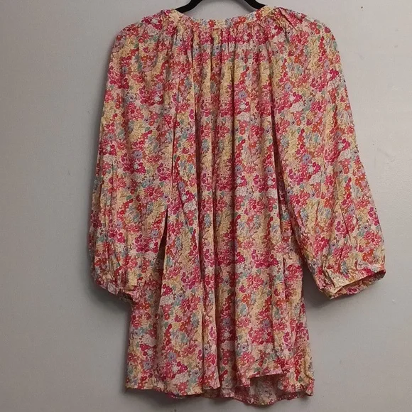 Jones New York size 2X women's colorful floral pull-on blouse. - Picture 7 of 16